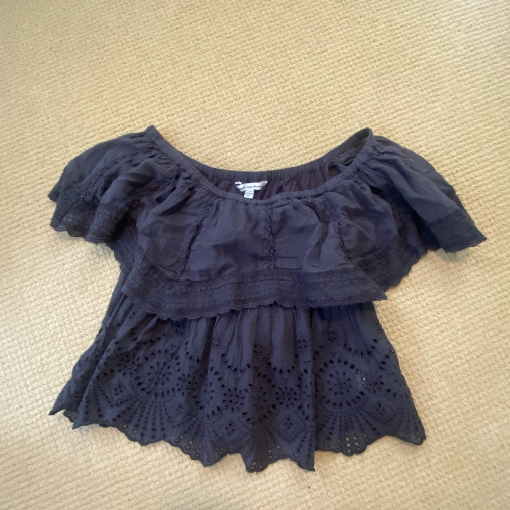 American Eagle top